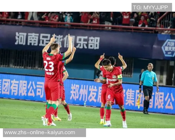 河南建业迎战强敌全力争胜球迷期待精彩对决与激情时刻 河南建业迎战强敌全力争胜球迷期待精彩对决与激情时刻